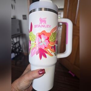 Stanley Limited Edition 40 Oz Frost Tropic Flowers Quencher